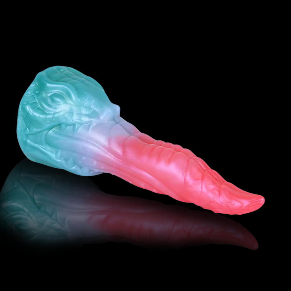 Hungering Dragon Dildo
